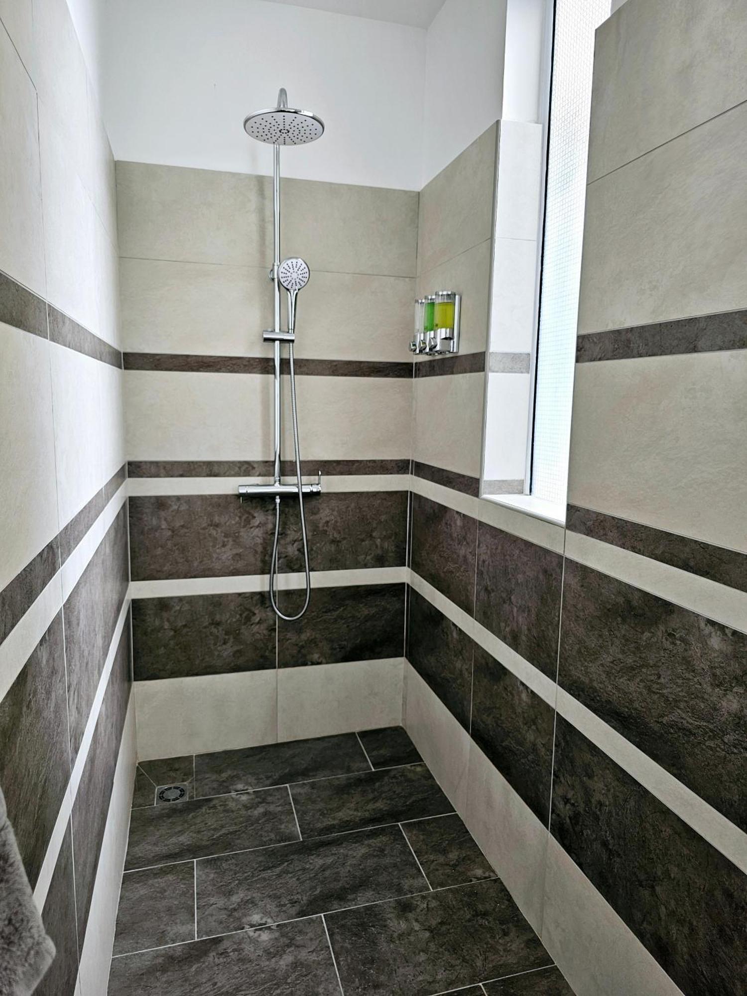 Cozy House In A Private Complex Villa Paea Luaran gambar