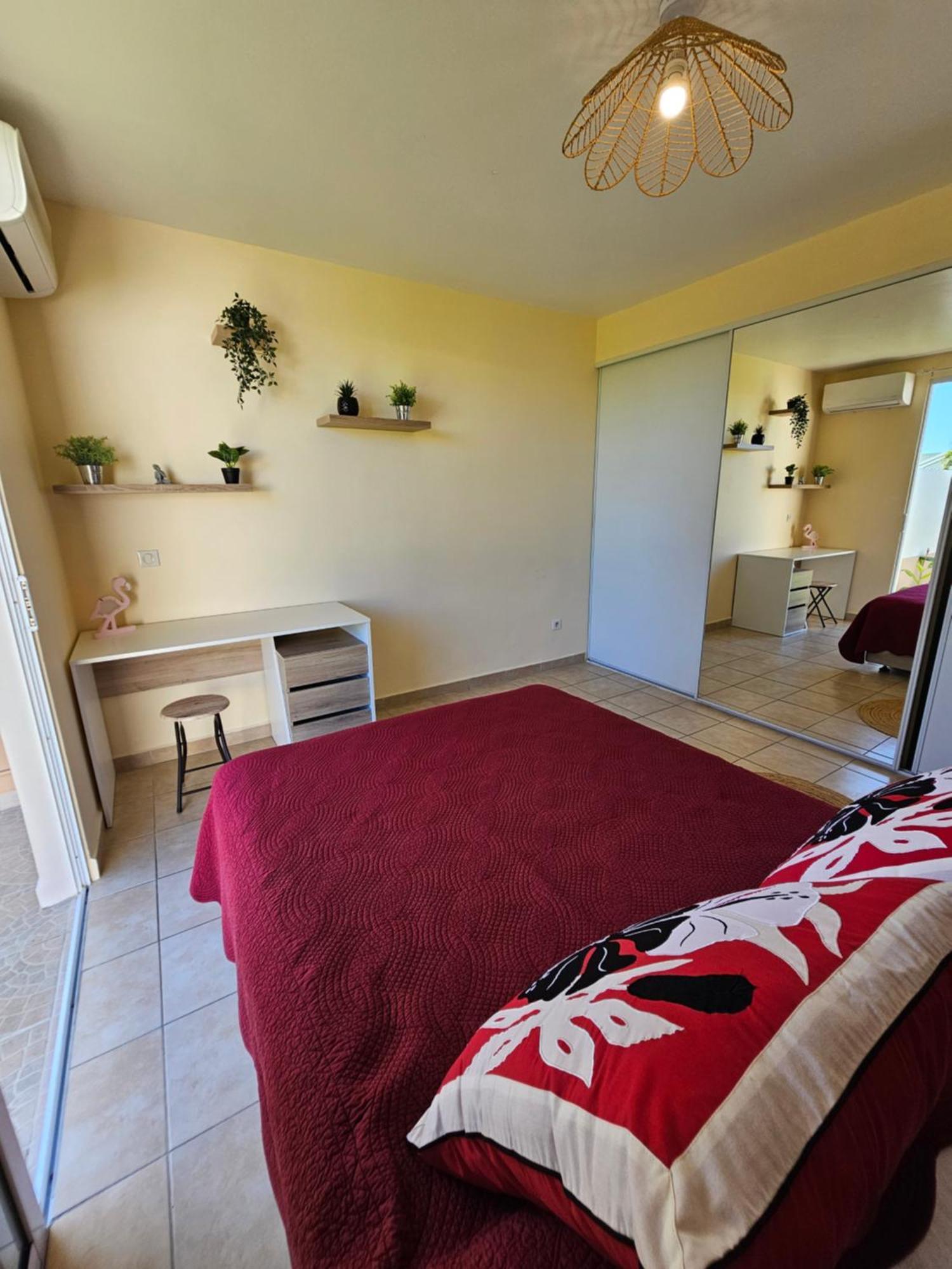 Cozy House In A Private Complex Villa Paea Luaran gambar