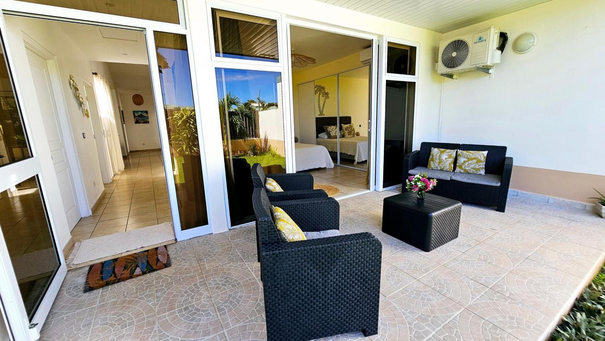 Cozy House In A Private Complex Villa Paea Luaran gambar